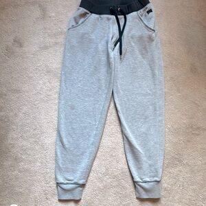 Nike sweatpants girls size large.